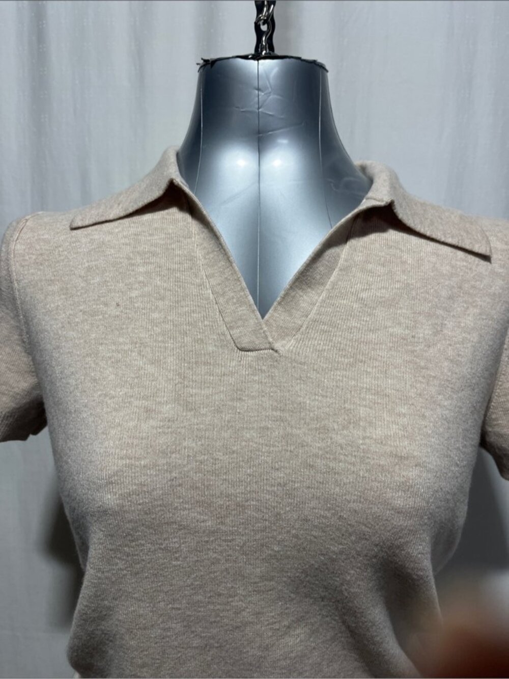 Woman’s Beige Short-Sleeve Knit Polo Tee work casual trendy sharp stretch 1114 - Picture 3 of 6